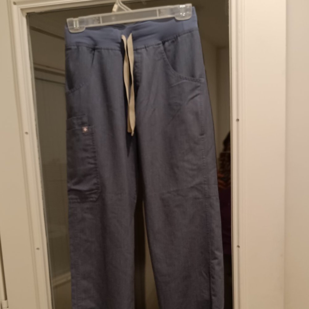 Figs Technical Collection Light Gray/Light Blue S… - image 1